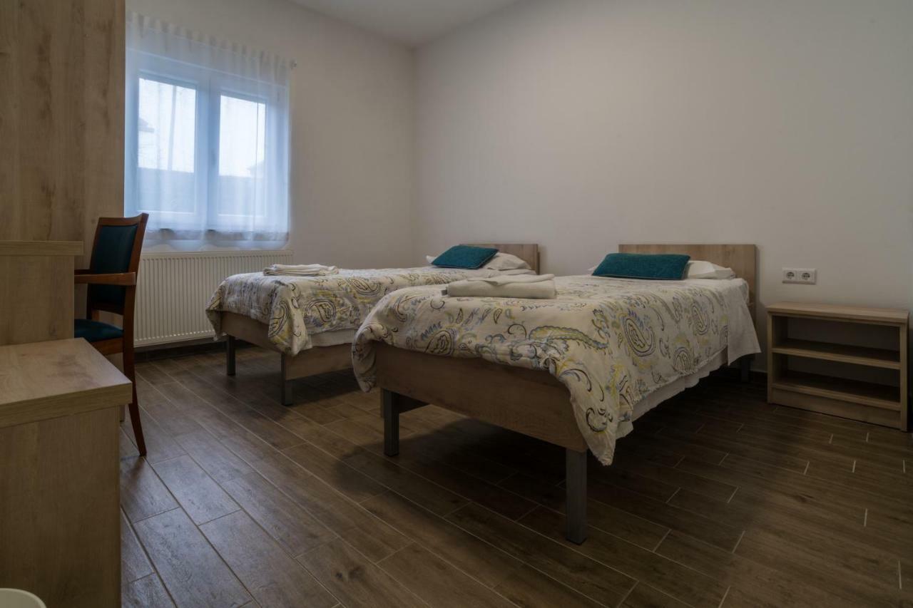 Hotel Fala Zagreb Buitenkant foto