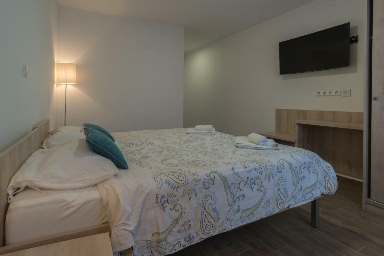 Hotel Fala Zagreb Buitenkant foto