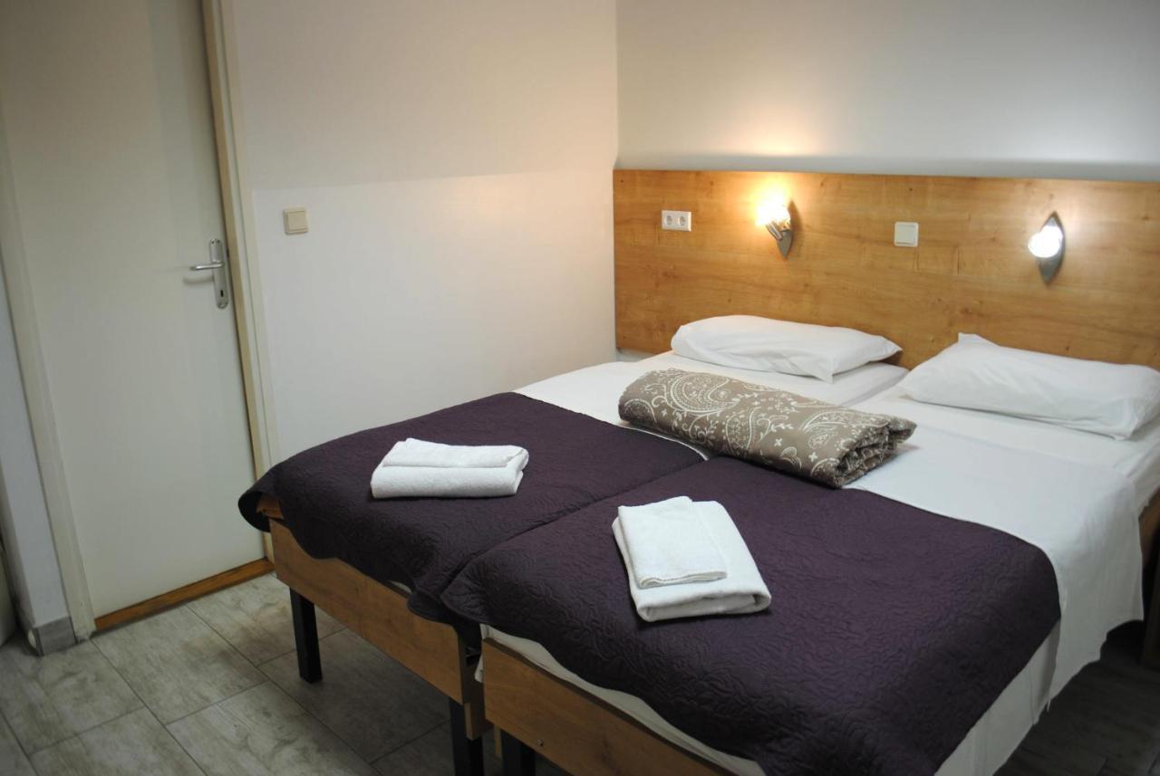 Hotel Fala Zagreb Buitenkant foto