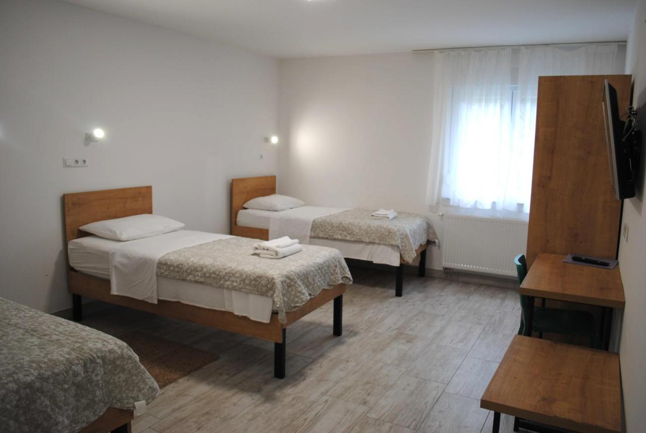 Hotel Fala Zagreb Buitenkant foto